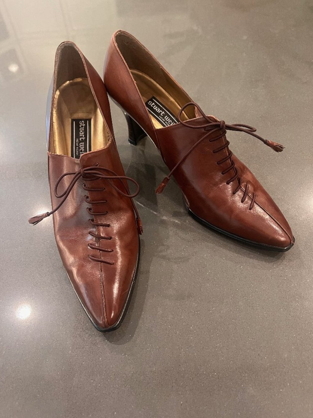 Stuart Weitzman Chestnut Brown heels lace up Booties 7.5 B